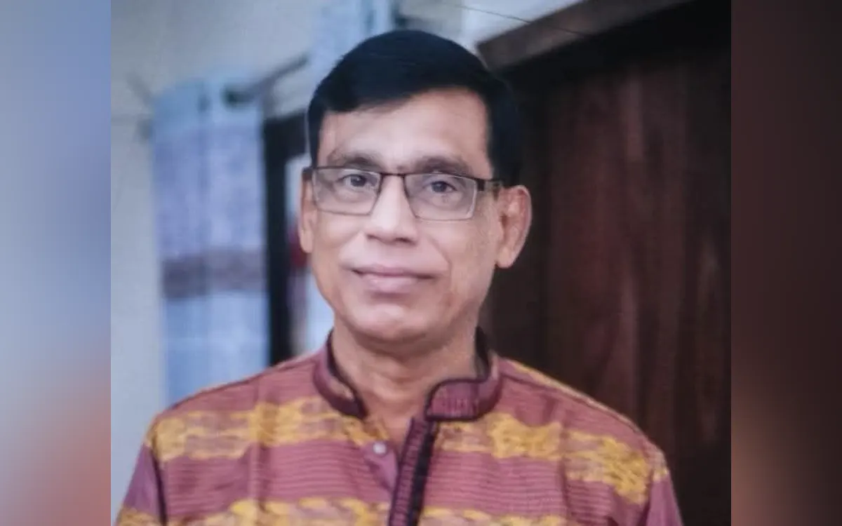 কুমিল্লায় অটোরিকশার ধাক্কায় কৃষি ব্যাংকের সাবেক এজিএম দীপক কুমার সাহা নিহত