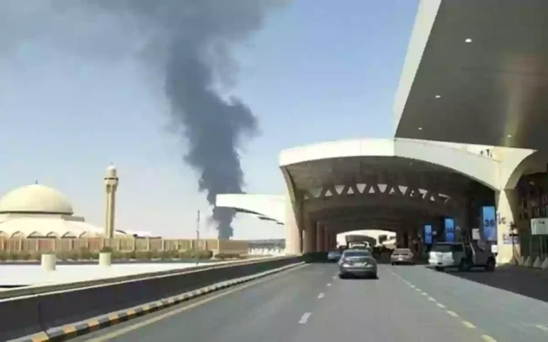 Rising Cumilla - 12 killed, including 2 Bangladeshis, in attack at Riyadh airport, Saudi Arabia.