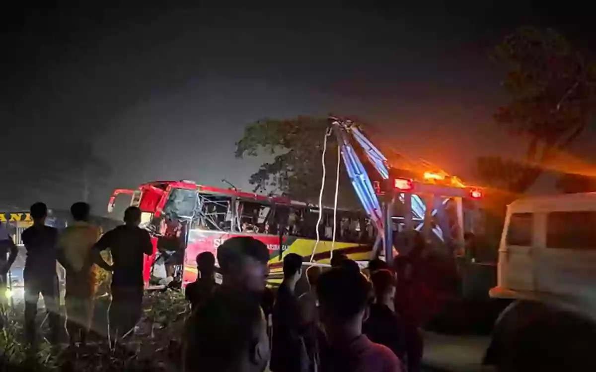 Rising Cumilla - 69 people lost their lives on the Feni section of the Dhaka-Chattogram highway over 10 months.