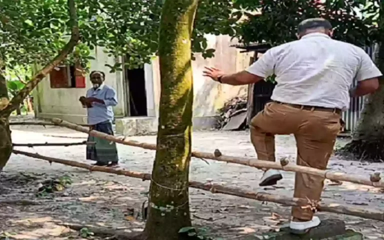 Rising Cumilla - Allegation of confining a family by blocking the access route in Chandina.