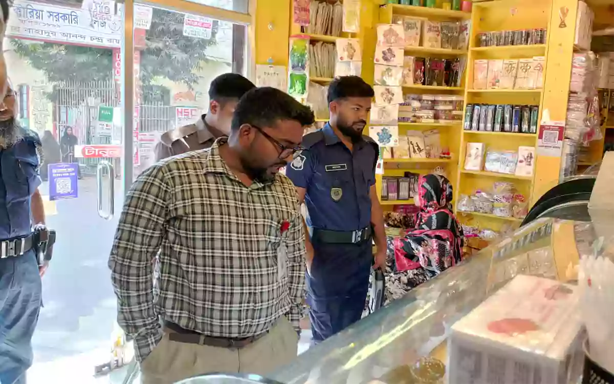 Rising Cumilla -Consumer Rights Directorate fines four establishments in Cumilla for selling counterfeit mosquito coils and cakes lacking expiry date information.