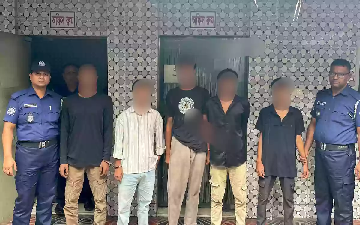 Rising Cumilla - Five more active members of three teenage gangs arrested in Cumilla.