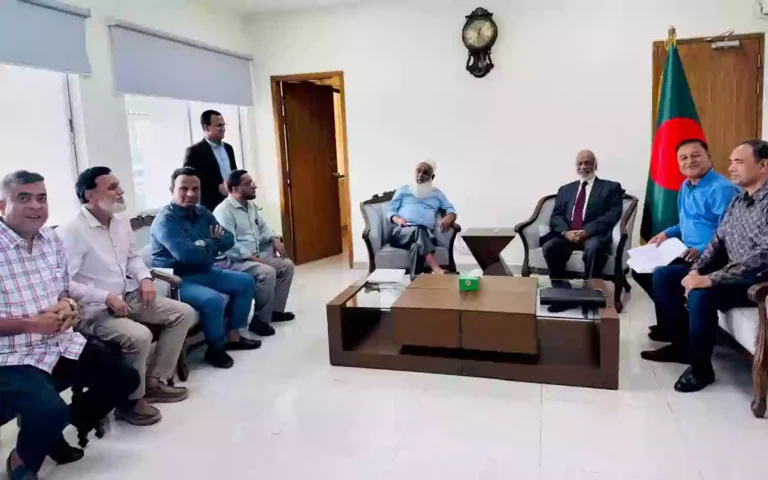 Rising Cumilla - Monirul Haque Chowdhury holds meeting with Local Government Minister on infrastructure development in Comilla-6 constituency.