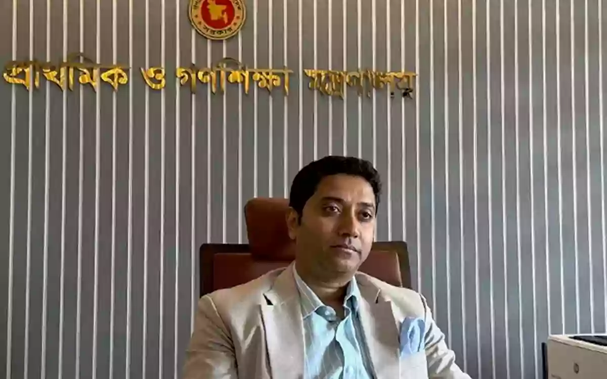 Rising Cumilla - Plan to extend the duration of primary teacher training to three years.
