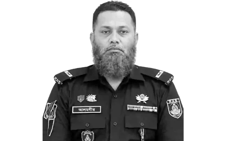 Rising Cumilla - SRARB member killed after being hit by truck at Feni checkpoint