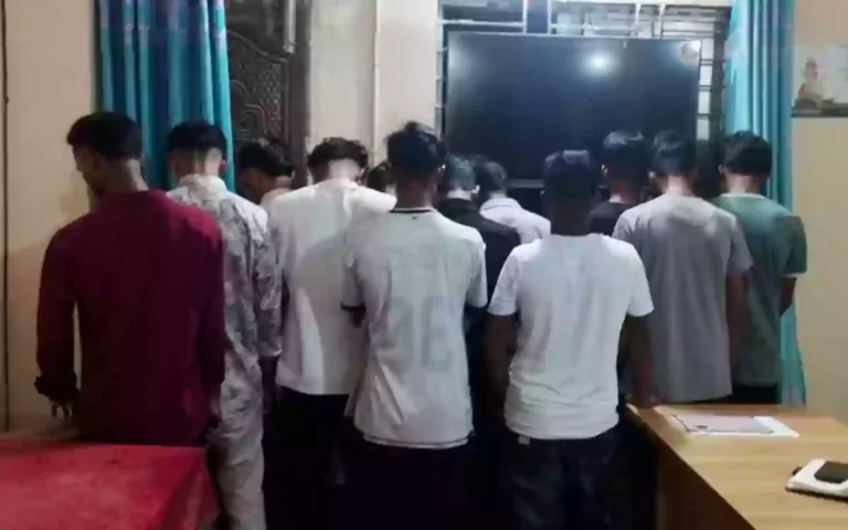 Rising Cumilla - Three arrested with drugs and 21 juveniles handed over to guardians during a special police drive in Chandpur.