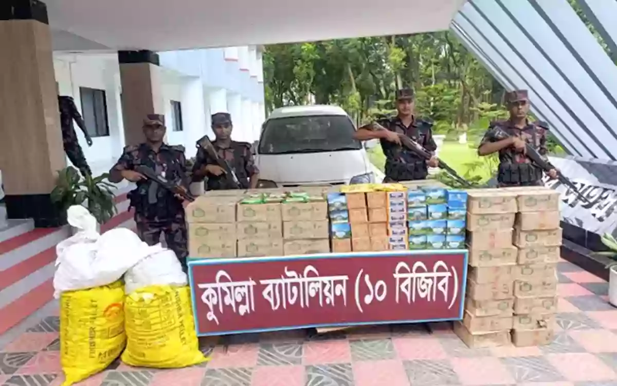 RisingCumilla - Indian cosmetics and zarda (chewing tobacco) worth 3.9 million taka, along with a microbus, seized in Chauddagram, Comilla